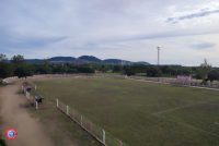 INC colabora con San Lázaro para mejorar iluminación de su cancha de fútbol