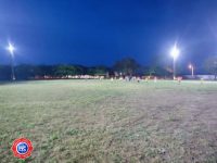 Recuperación de lumínica de la cancha municipal beneficia a más de 100 niños vallemienses